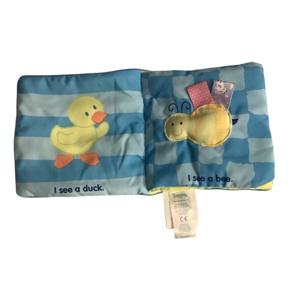 Taggies "Who Do You See?" Soft Baby Book Textured Tab Mirror Sensory Development - Picture 3 of 9